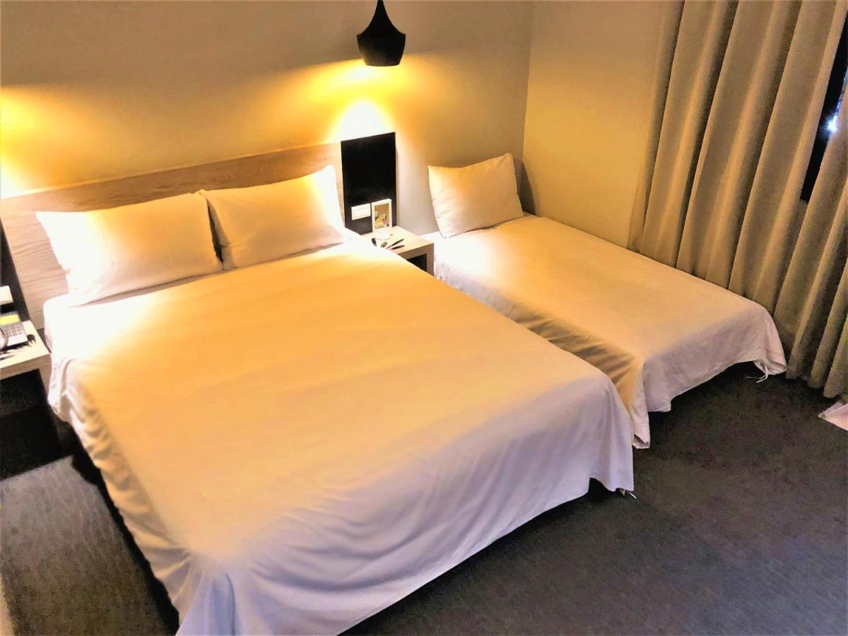 Kiwi Express Hotel - Jiuru Rd Kaohsiung Zewnętrze zdjęcie