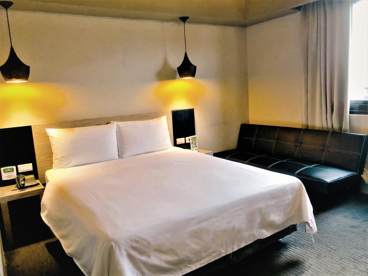 Kiwi Express Hotel - Jiuru Rd Kaohsiung Zewnętrze zdjęcie