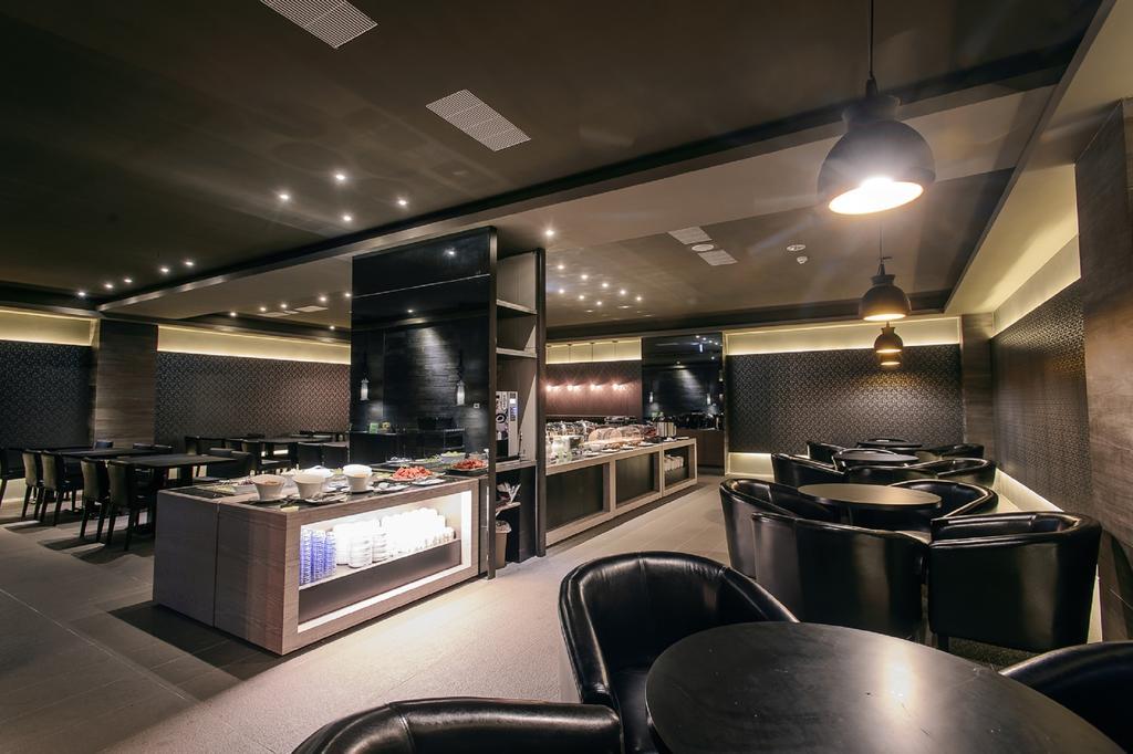 Kiwi Express Hotel - Jiuru Rd Kaohsiung Zewnętrze zdjęcie