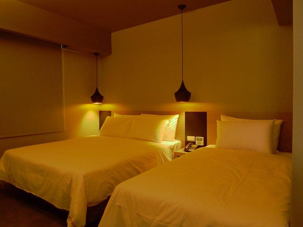 Kiwi Express Hotel - Jiuru Rd Kaohsiung Zewnętrze zdjęcie