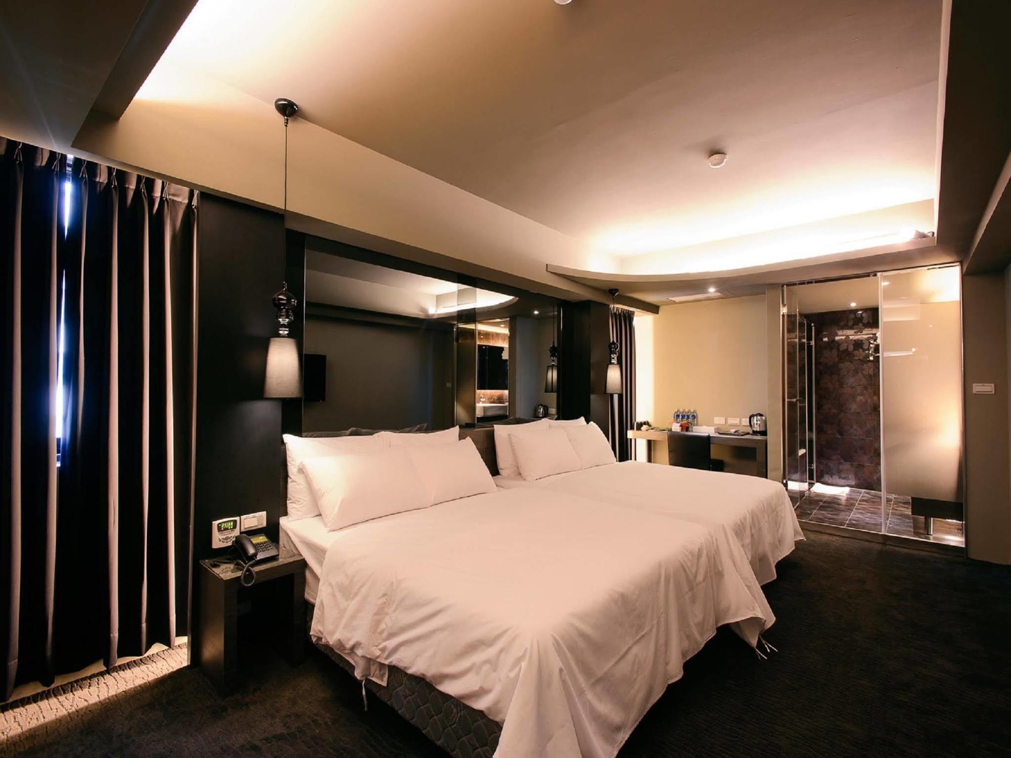 Kiwi Express Hotel - Jiuru Rd Kaohsiung Zewnętrze zdjęcie